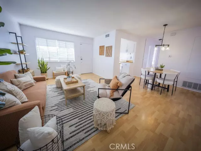 16637 Viewpoint LN, Huntington Beach, CA 92647