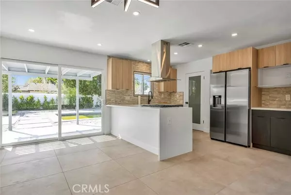 Palm Springs, CA 92262,2175 2175 N Sandra