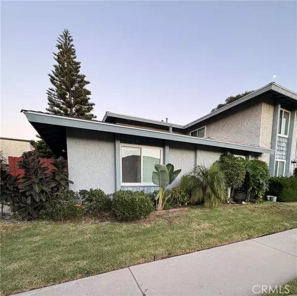 1704 California ST, Huntington Beach, CA 92648