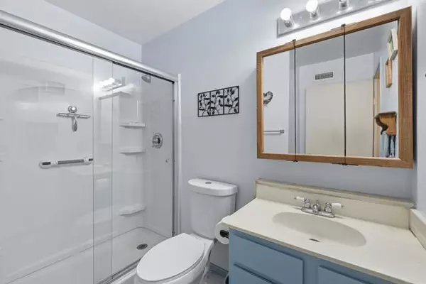 Escondido, CA 92027,220 James ST