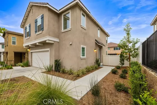 Rialto, CA 92377,2522 Gunner Ridge WAY