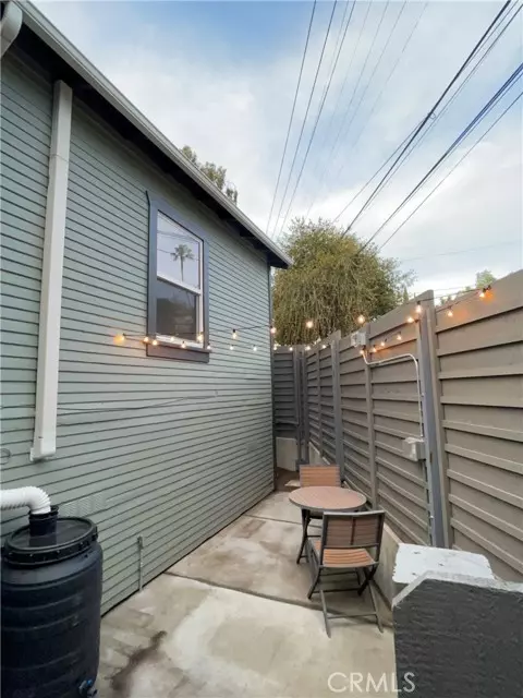 Los Angeles, CA 90039,2129 Glendale BLD