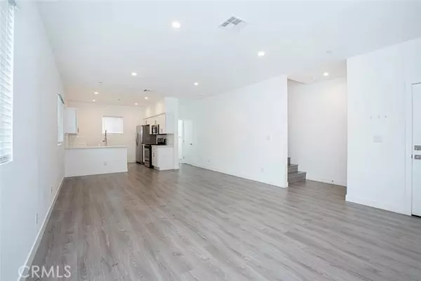 North Hollywood, CA 91601,5024 1/2 Cleon AVE