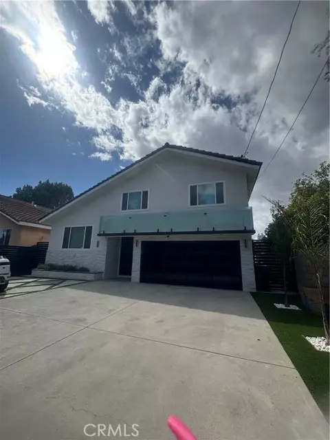 Reseda, CA 91335,7127 White Oak