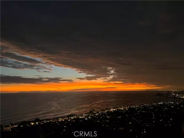 2378 Crestview DR, Laguna Beach, CA 92651