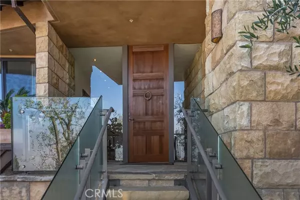 Laguna Beach, CA 92651,2378 Crestview DR