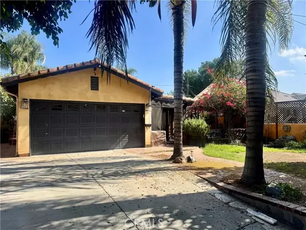 7326 Vanalden, Reseda, CA 91335