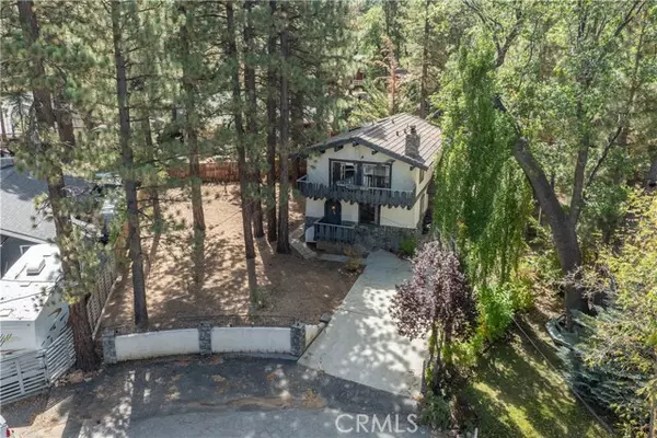 Big Bear Lake, CA 92315,41819 Chalet