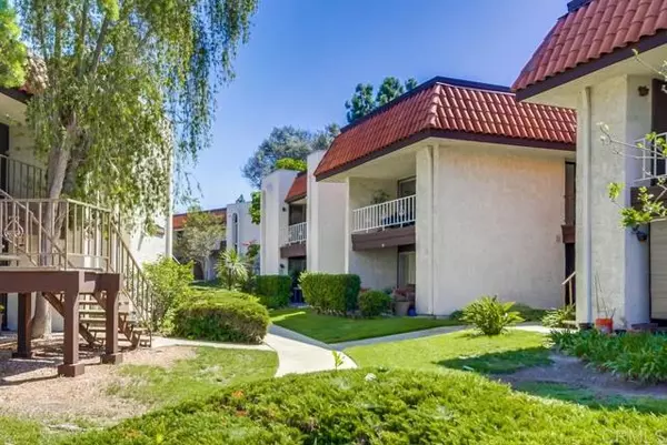 San Diego, CA 92119,6878 Navajo Rd 70