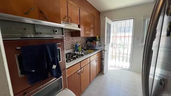 Chula Vista, CA 91910,766 Madison AVE A B