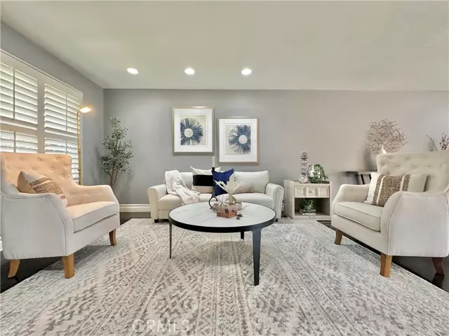 2641 E Paladin Ave, Anaheim, CA 92806