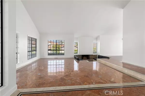 Orange, CA 92867,2326 N Rockridge