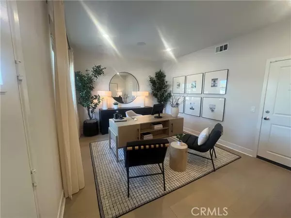 Anaheim, CA 92805,1872 Union 25