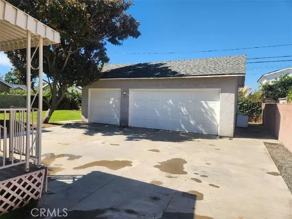 Los Alamitos, CA 90720,11171 Midway