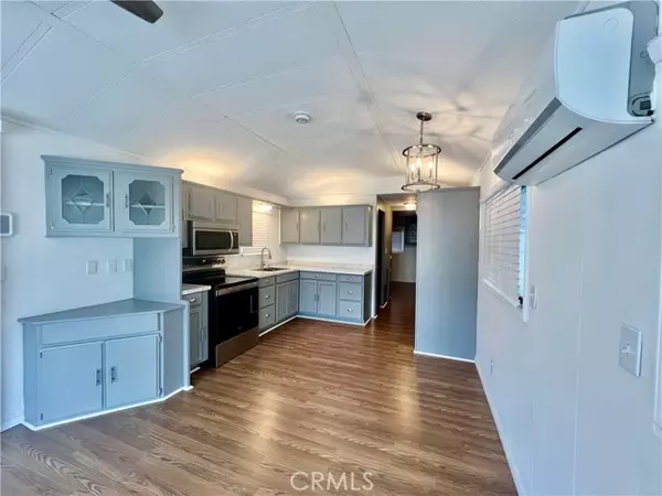 San Jacinto, CA 92583,1429 Western