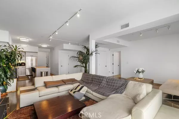 Los Angeles, CA 90025,1817 Prosser AVE 503