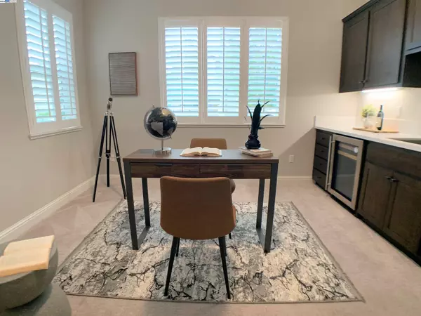 Newark, CA 94560,39438 Humpback Whale Rd