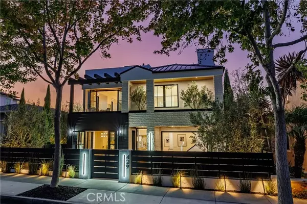 Corona Del Mar, CA 92625,429 Dahlia Ave
