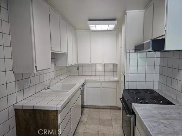 Rancho Palos Verdes, CA 90275,6542 OCEAN CREST DR C-309