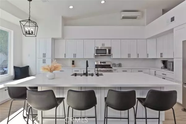 Palm Springs, CA 92262,1105 E Via Via San Michael RD