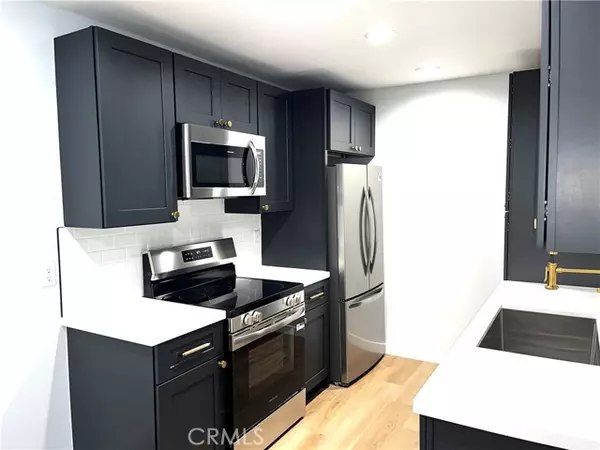 Lake Forest, CA 92630,20702 El Toro Rd 202