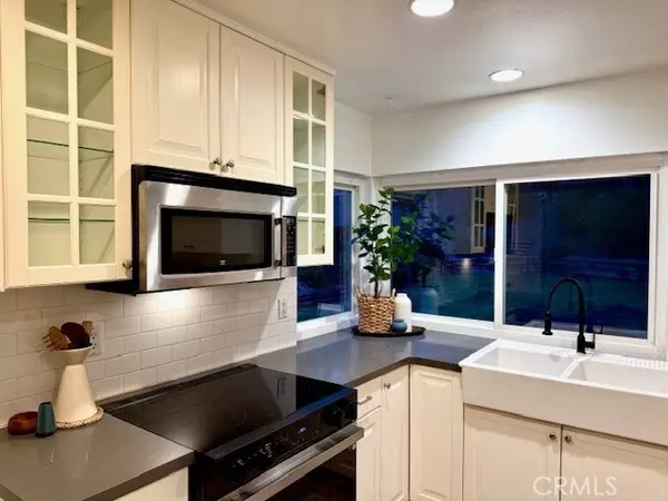 Mission Viejo, CA 92691,24192 24192 Valyermo