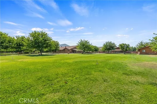 Springville, CA 93265,32623 Highway 190