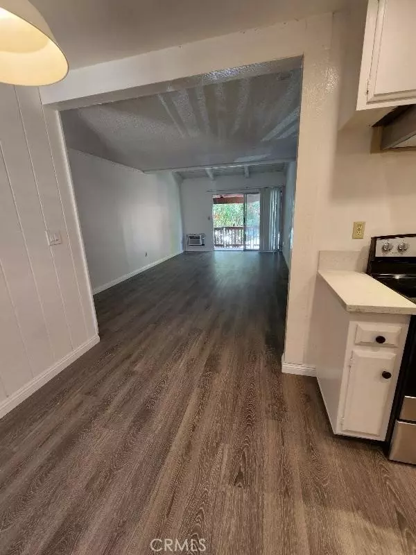 1000 W Macarthur BLD 39, Santa Ana, CA 92707