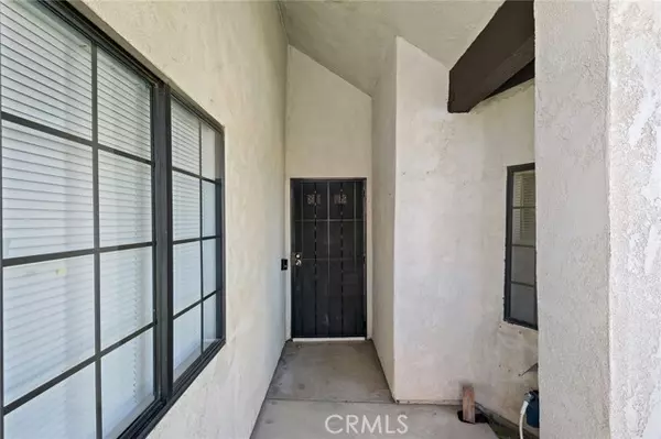 Apple Valley, CA 92308,19229 Pine