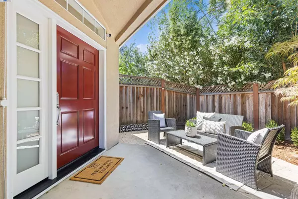 Danville, CA 94526,1687 Silverwood Ct