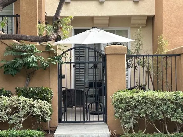 Irvine, CA 92602,8 Morningdale
