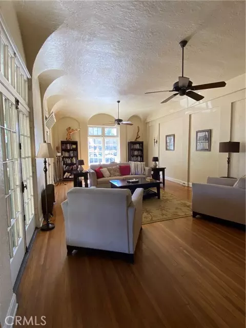 Pasadena, CA 91101,85 85 N Madison 36