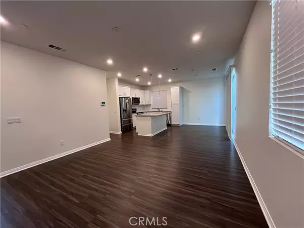 Lake Elsinore, CA 92530,913 Helena RDG