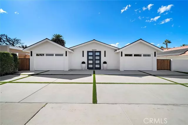 16921 Bedford, Huntington Beach, CA 92649