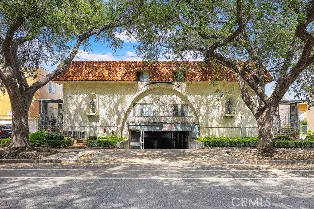 Glendale, CA 91204,333 Riverdale DR 1A
