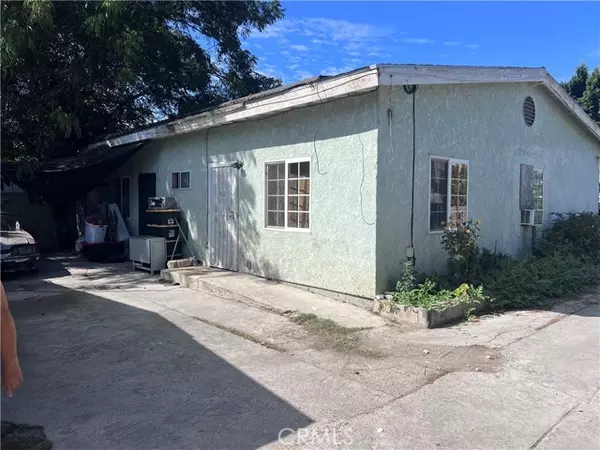 Los Angeles, CA 90059,1624 E 109th ST