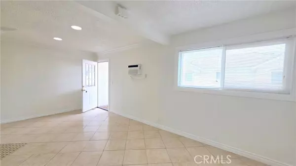 El Monte, CA 91732,3733 Durfee 7