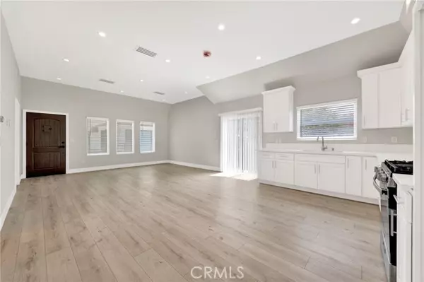 Glendale, CA 91201,1055 Allen A