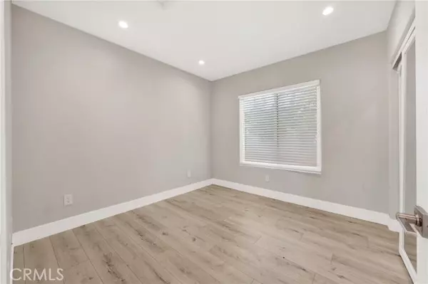Glendale, CA 91201,1055 Allen A