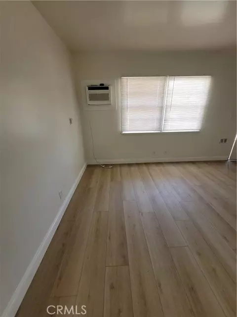 Orange, CA 92868,169 S Bush