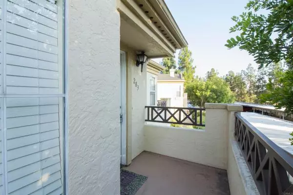 Chula Vista, CA 91913,2023 Lakeridge CIR 203