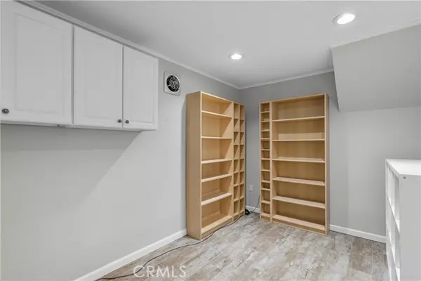 Canoga Park, CA 91304,7650 Topanga Canyon BLD 5