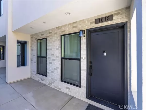 San Pedro, CA 90731,1018 S Leland ST 1