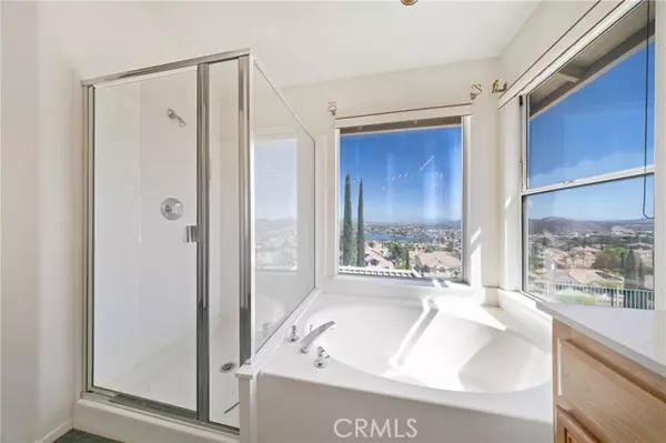 Lake Elsinore, CA 92532,30 Del Santello