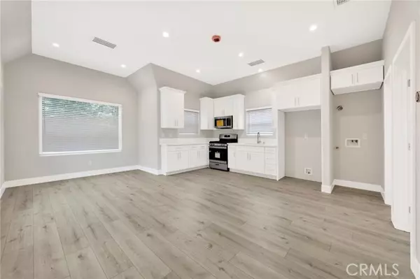 Glendale, CA 91201,1055 Allen