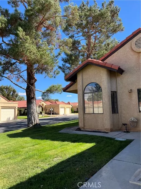 Apple Valley, CA 92308,11687 Maple ST