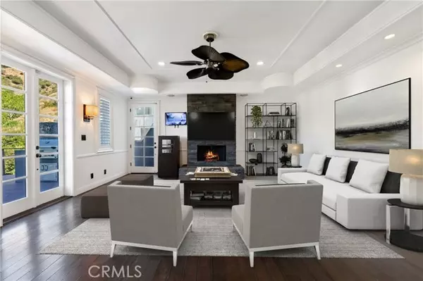 8655 Hillside AVE, Los Angeles, CA 90069