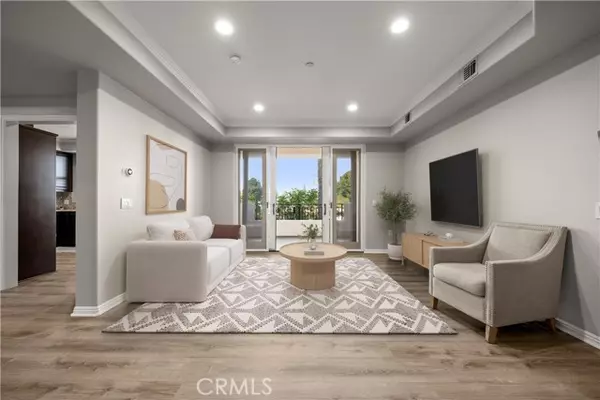 Costa Mesa, CA 92627,401 Bernard ST 211