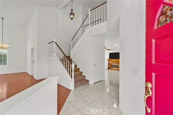 West Hills, CA 91307,7231 SPG