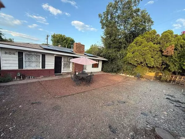 San Bernardino, CA 92404,6677 Del Rosa AVE